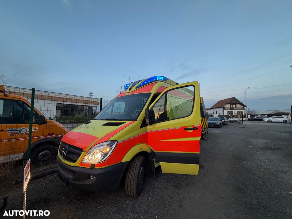 Mercedes-Benz Sprinter - 1