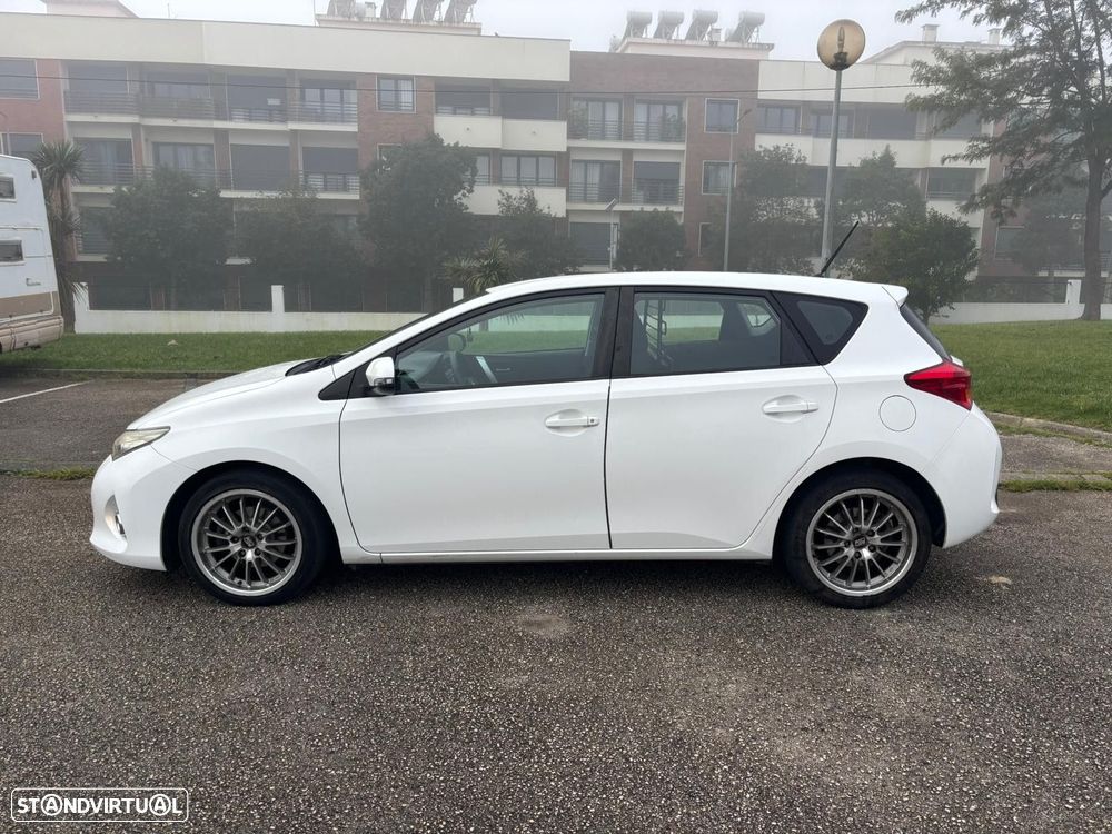 Toyota Auris 1.4 D-4D +AC - 17