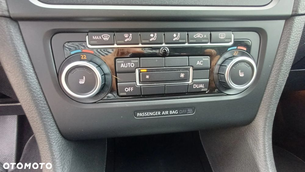 Volkswagen Golf 1.6 United - 24