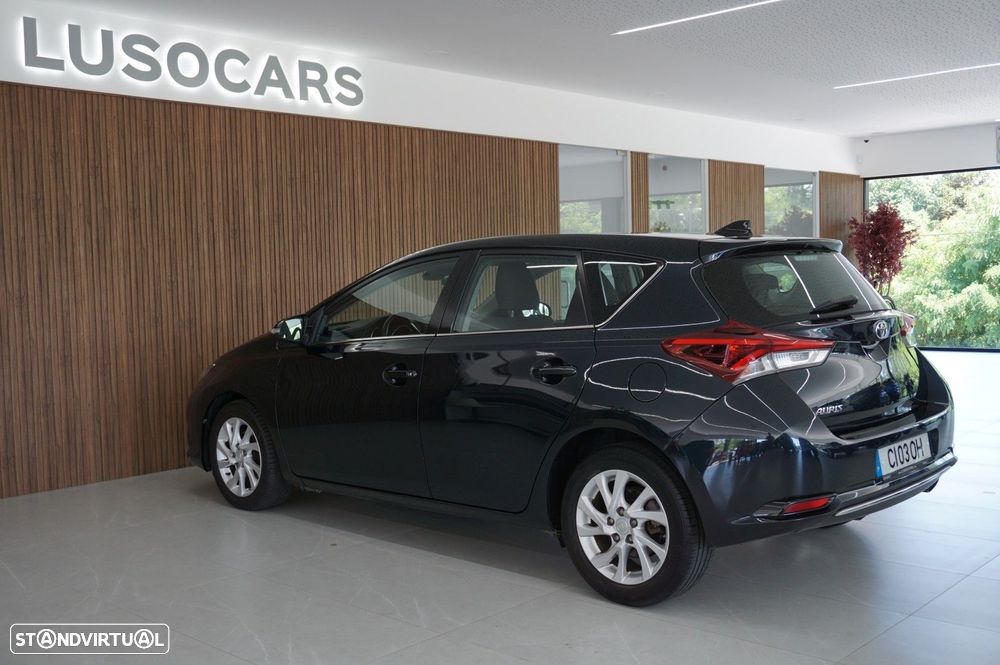 Toyota Auris 1.2 Turbo Design Edition - 32