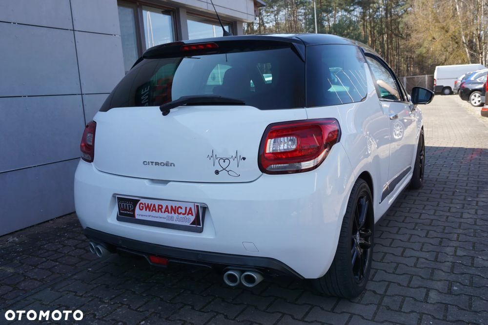 Citroën DS3 1.6 HDi SoChic - 3