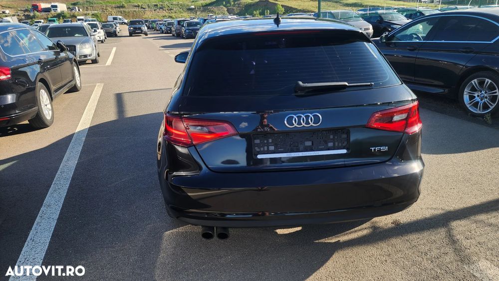 Audi A3 1.4 TFSI Attraction - 8