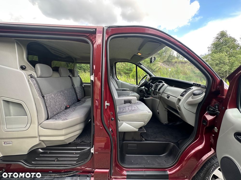 Opel Vivaro - 9
