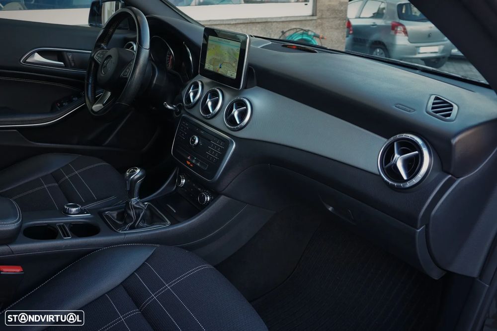 Mercedes-Benz CLA 200 Shooting Brake (CDI) d Urban - 22