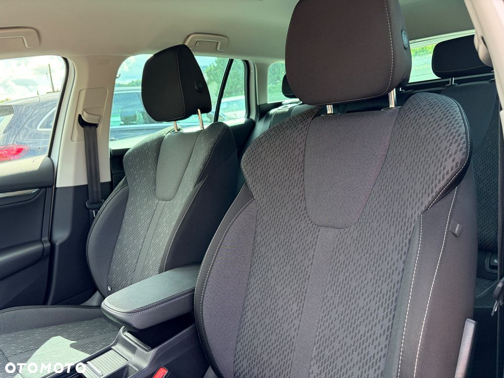 Skoda Octavia 1.5 TSI ACT Style - 10