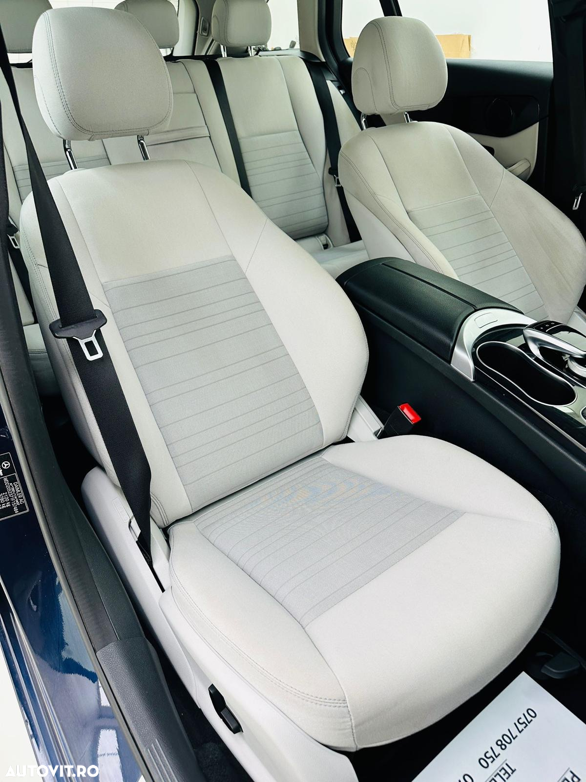 Mercedes-Benz C - 28