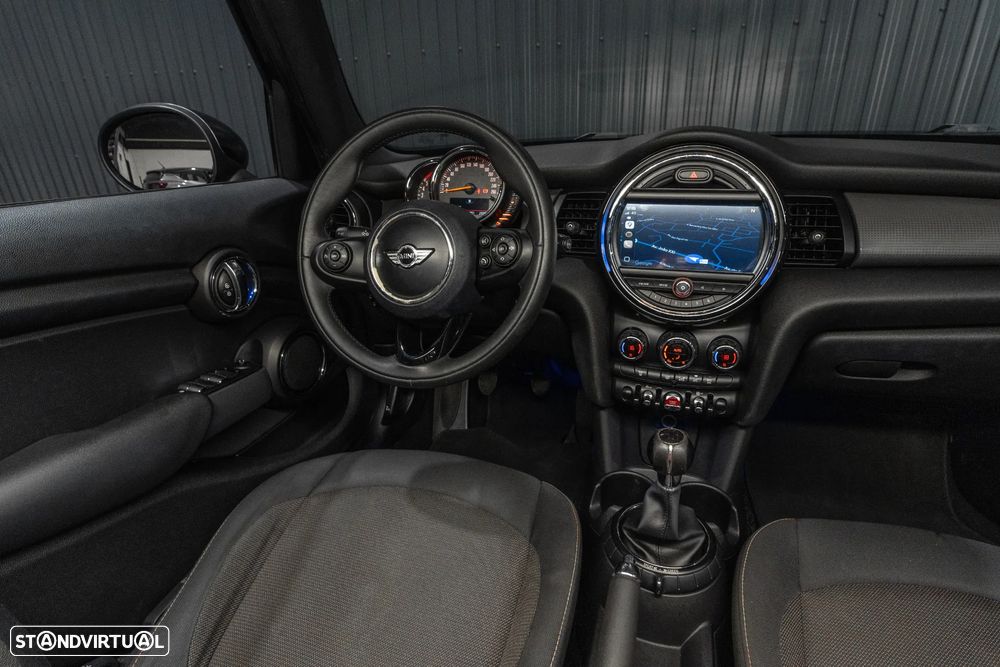 MINI 5 Portas Cooper D - 9