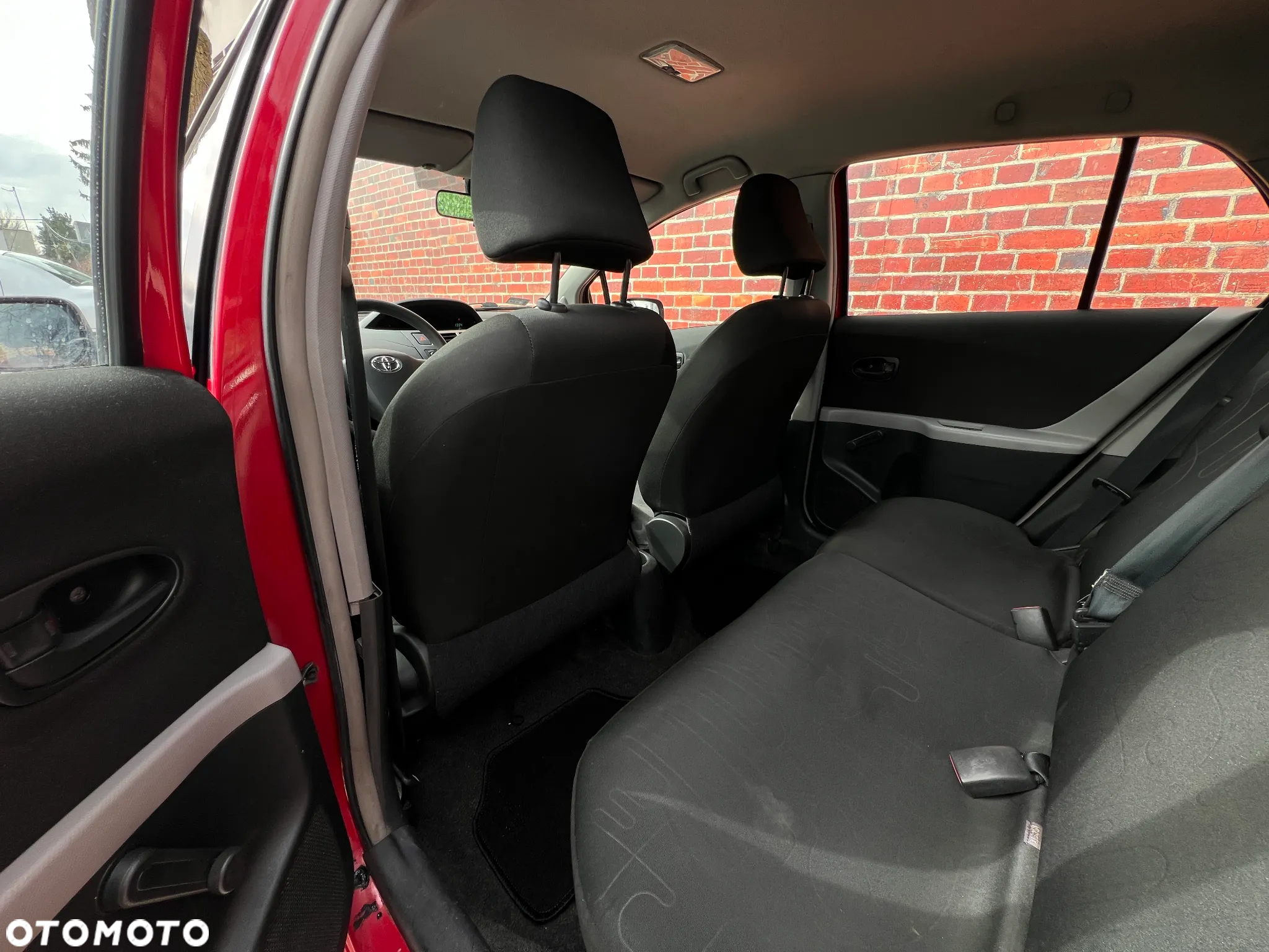 Toyota Yaris - 11