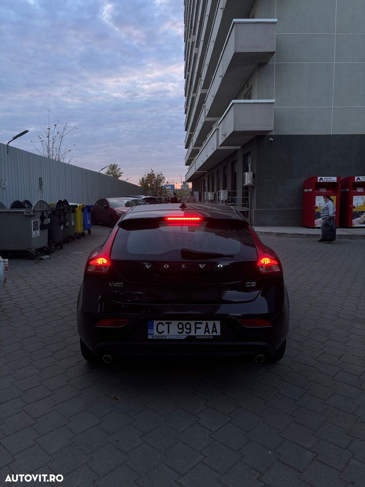 Volvo V40 D2 Momentum - 5