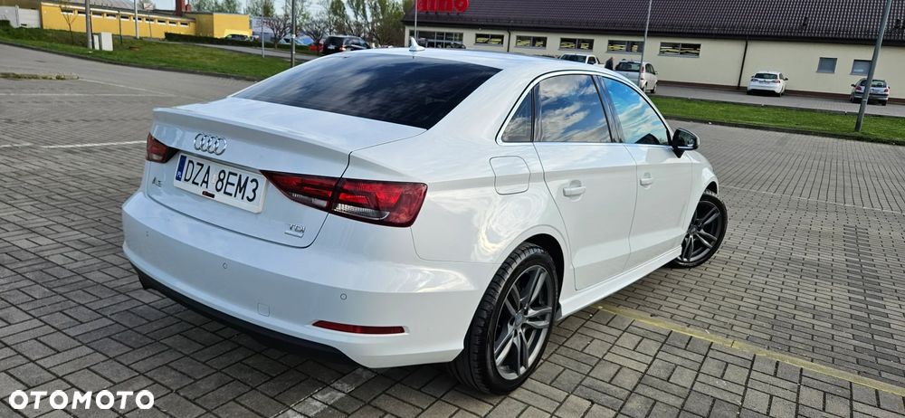 Audi A3 Limousine 1.6 TDI (clean diesel) S line Sportpaket - 4