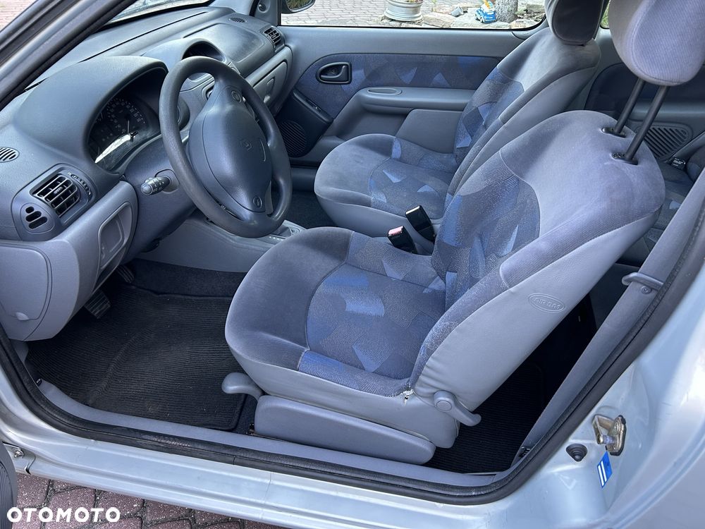 Renault Clio - 5