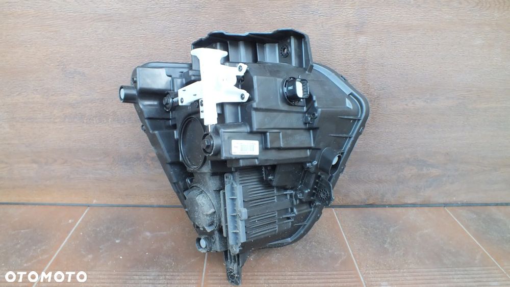 Lampa przednia lewa Hyundai kona II - 5