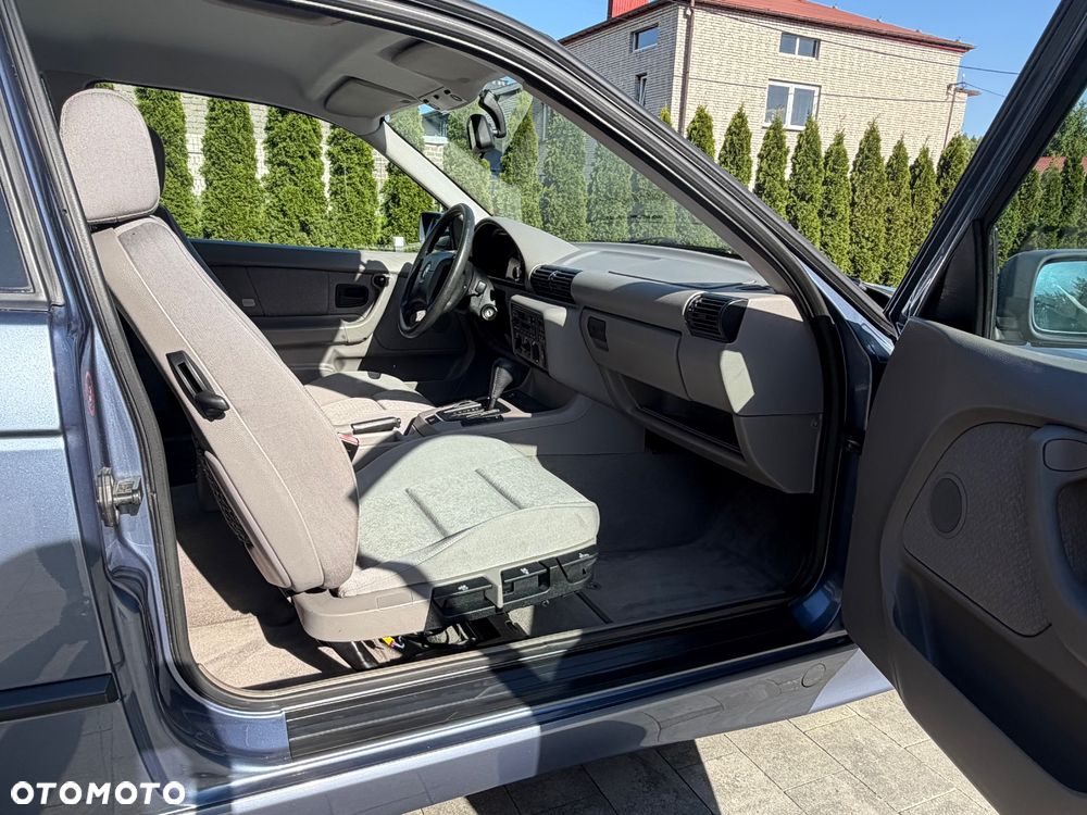 BMW Seria 3 - 17