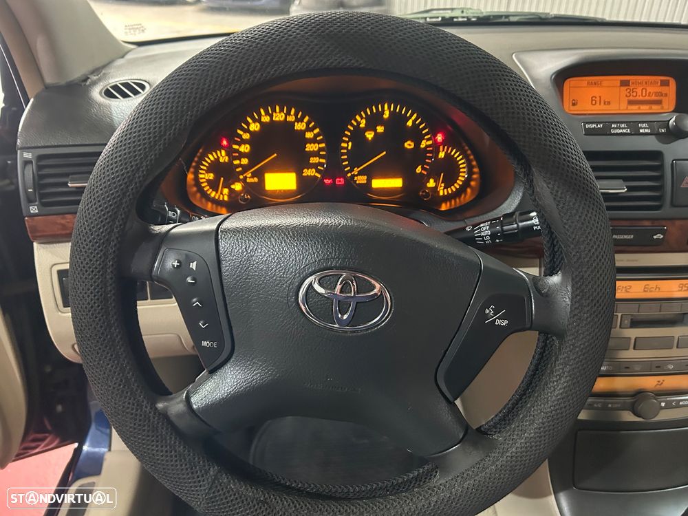 Toyota Avensis SD 2.0 D-4D Sol S/GPS - 21