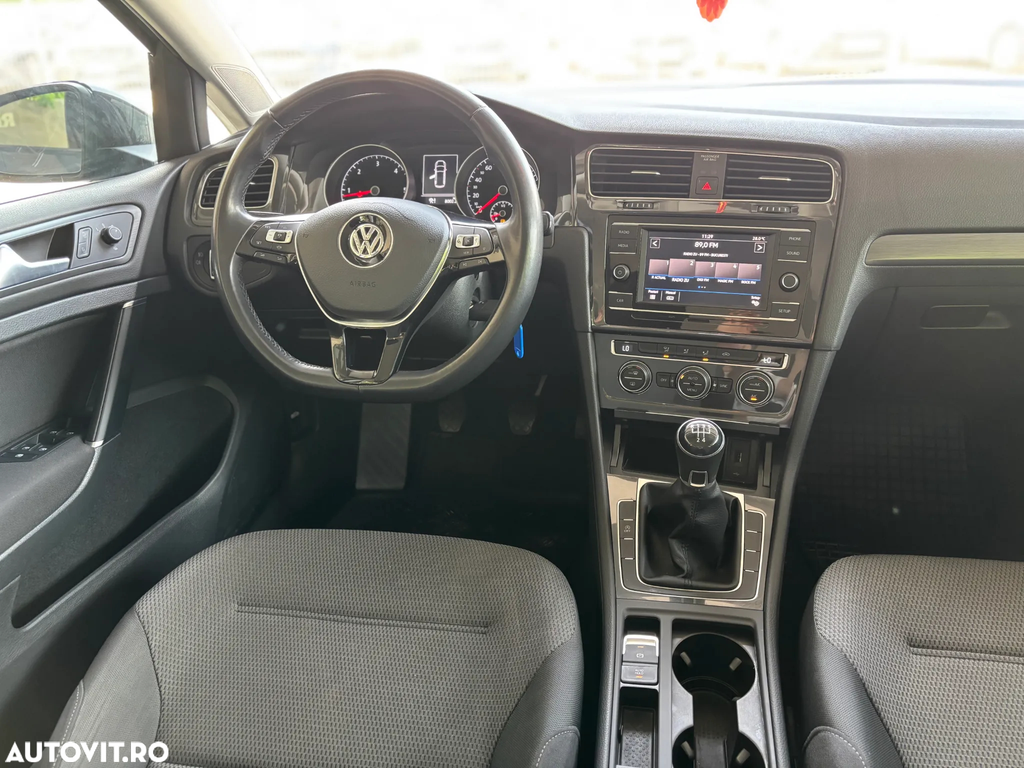 Volkswagen Golf 1.6 TDI Trendline - 33