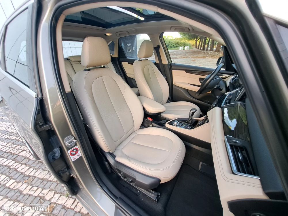 BMW 216 Active Tourer d Luxury Line - 35