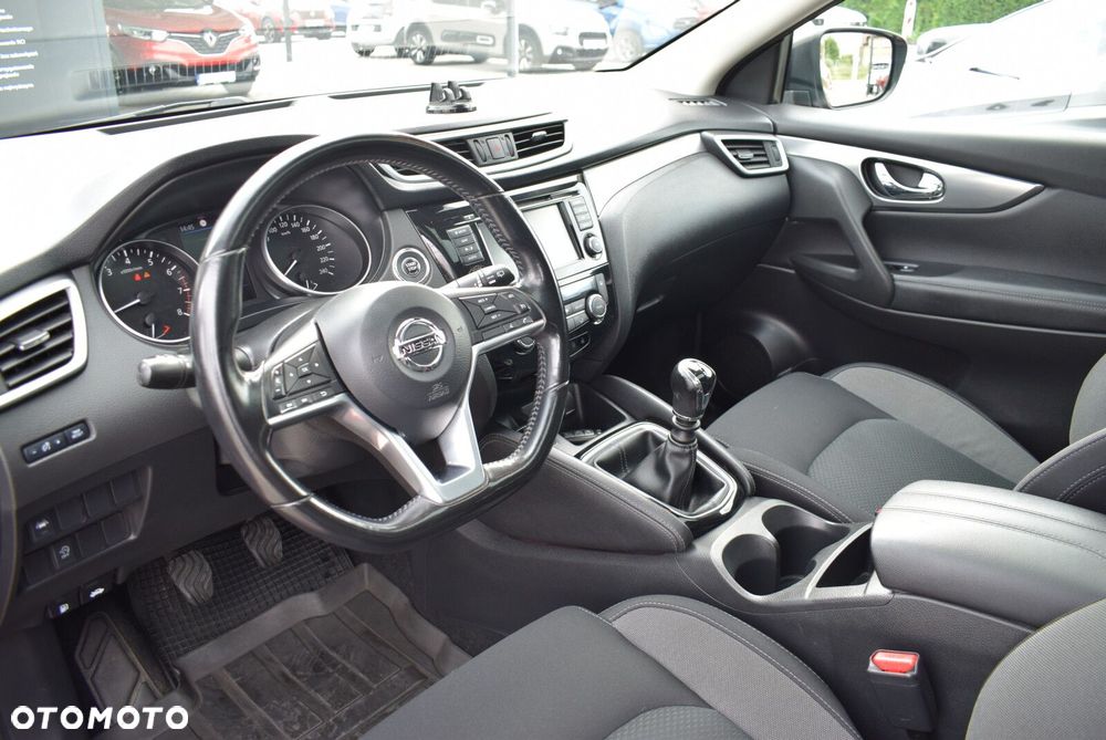 Nissan Qashqai - 11