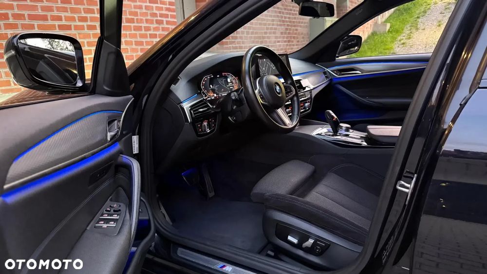 BMW Seria 5 520d xDrive M Sport sport - 5