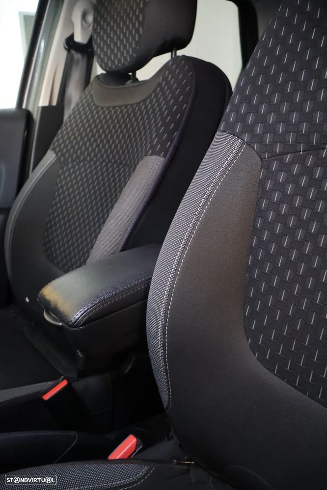 Renault Captur (ENERGY) TCe 90 INTENS - 18