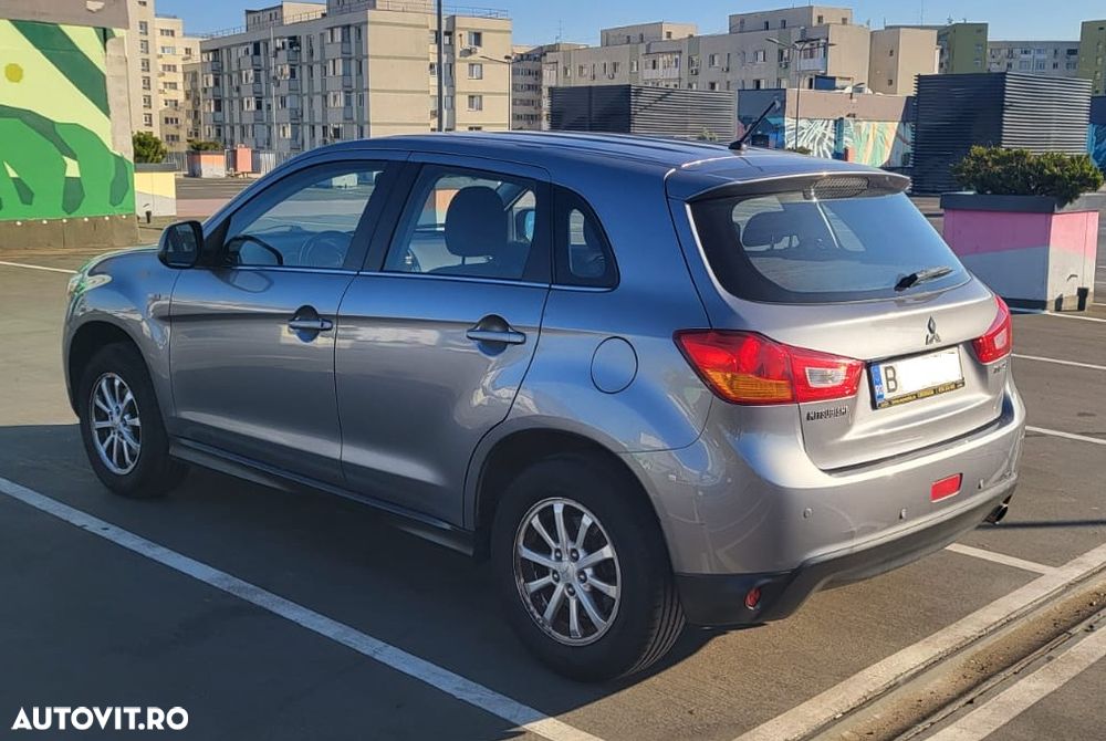 Mitsubishi ASX - 3