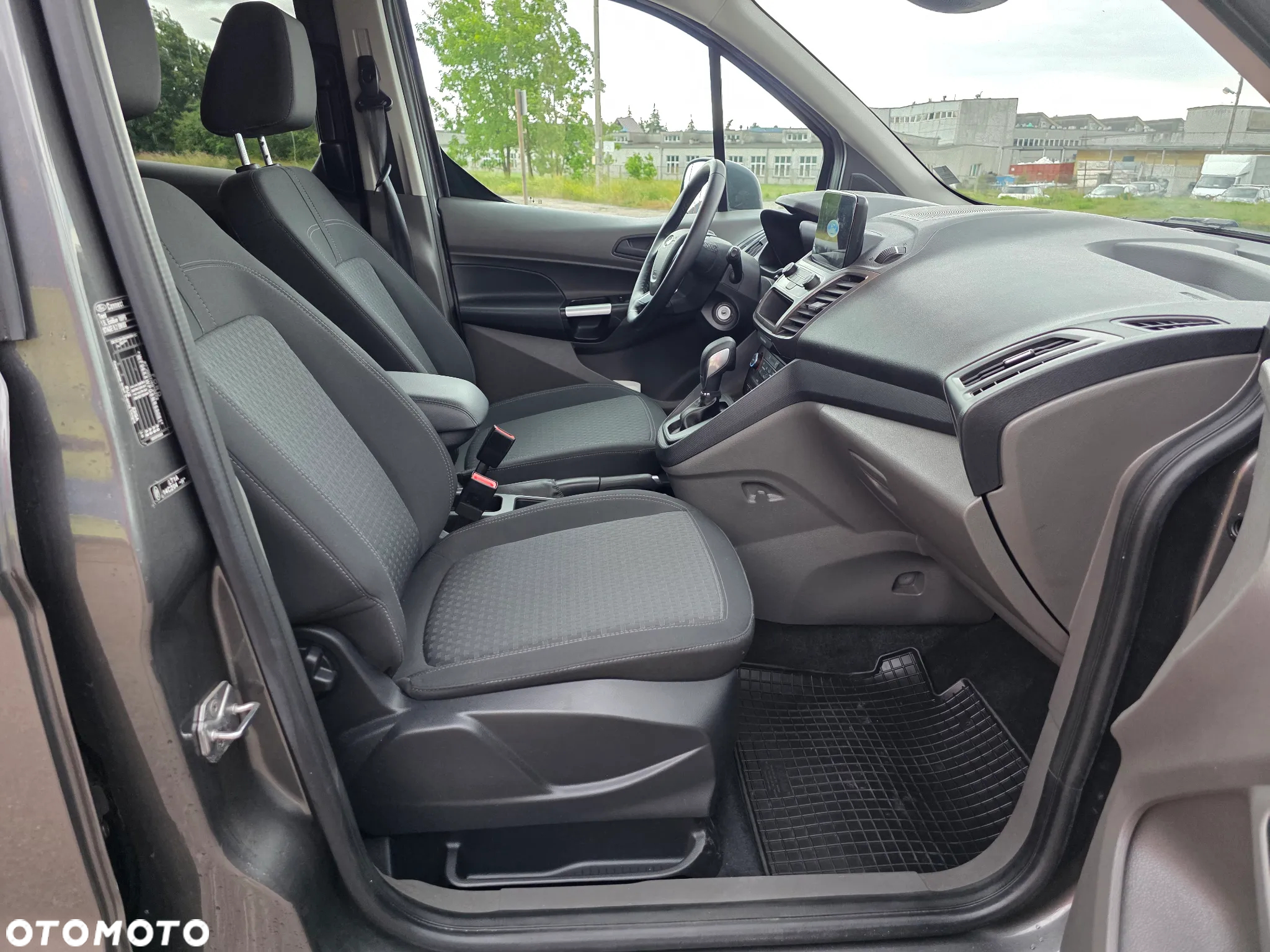 Ford Transit Connect 240 L2 Autm Trend - 26