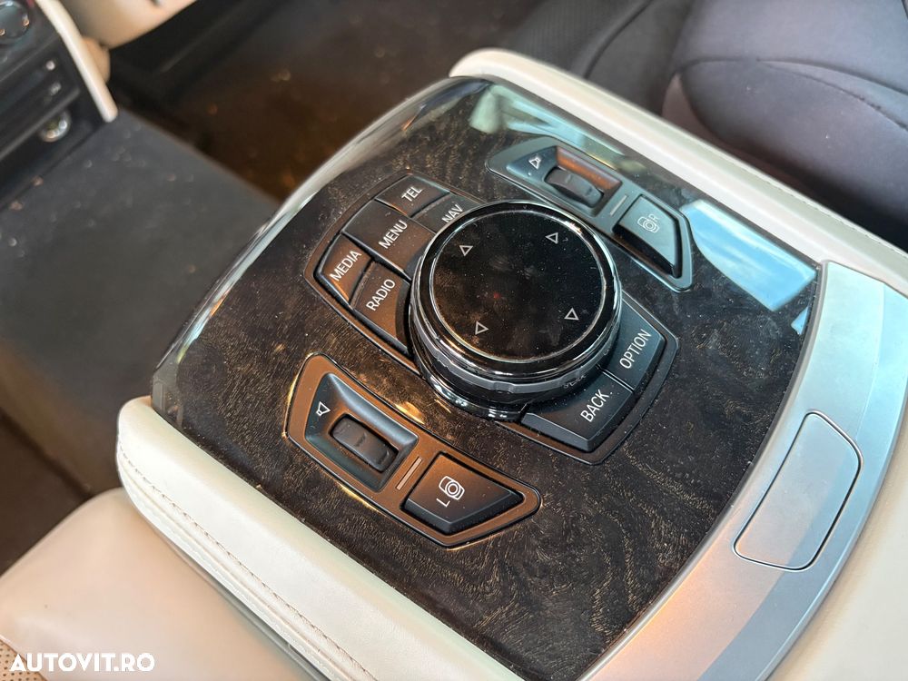 BMW Seria 7 - 13