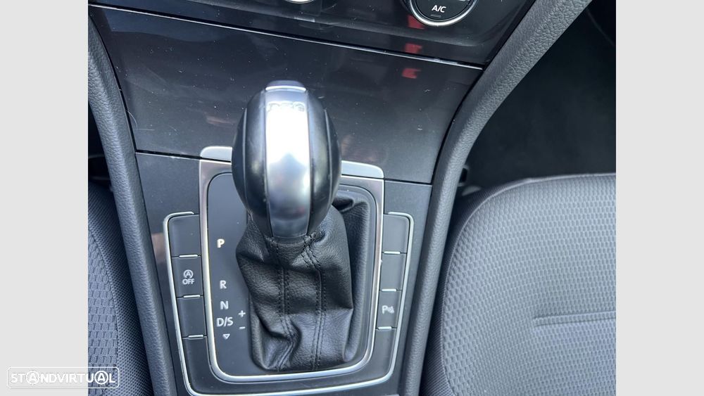 VW Golf 1.0 TSI Confortline DSG - 18