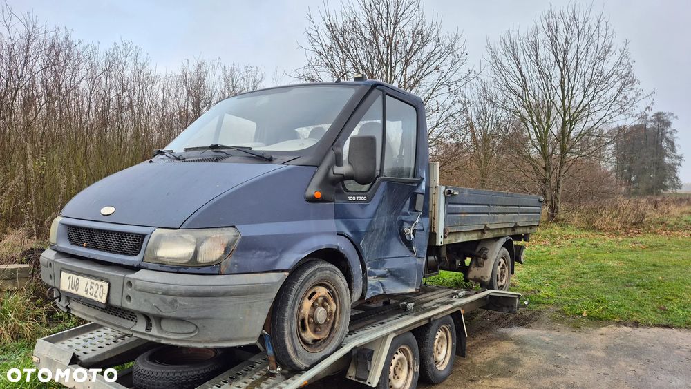 Ford Transit 300M - 9