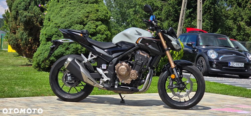 Honda CB - 3