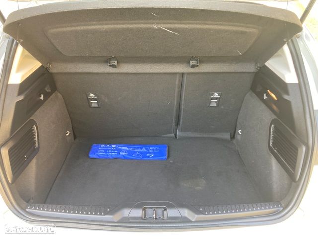 Ford Focus 1.5 TDCi ECOBlue Connected - 28