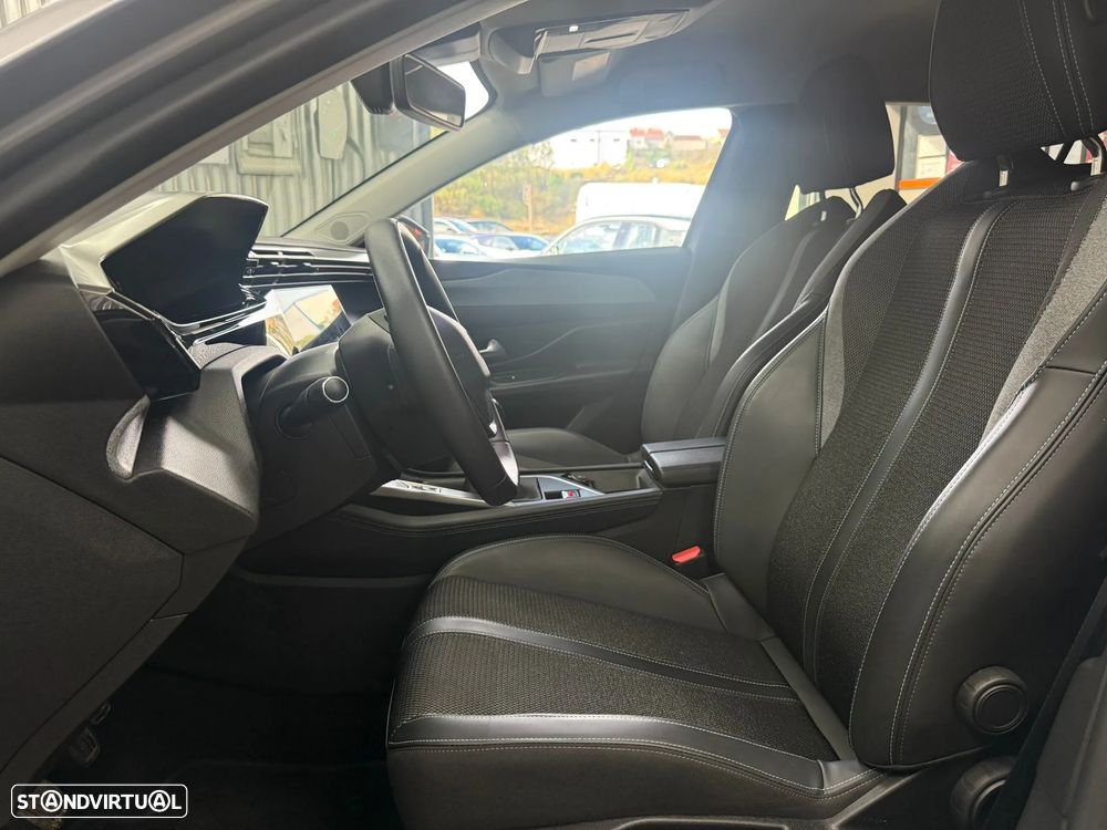 Peugeot 308 1.2 PureTech Allure Pack - 24