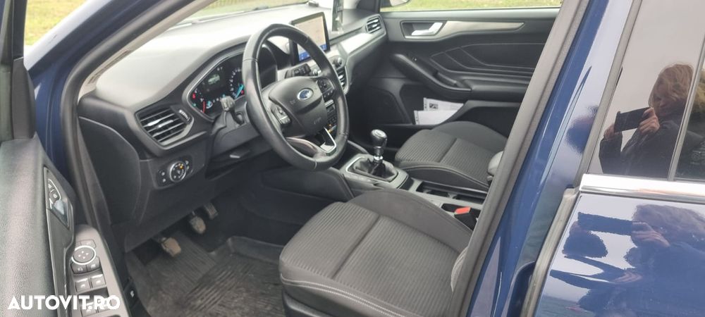 Ford Focus 2.0 EcoBlue Titanium - 15