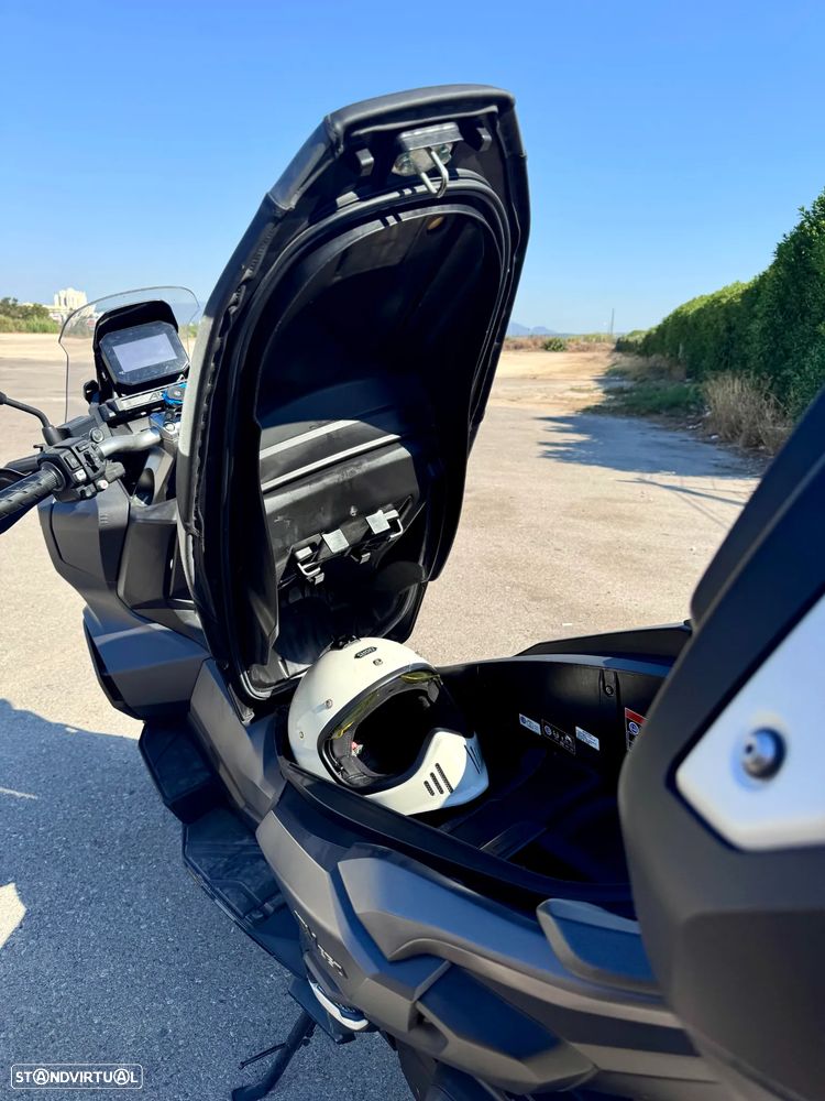 Honda ADV - 6