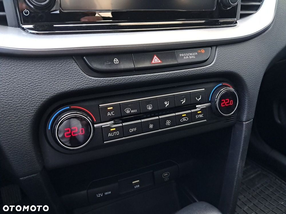 Kia XCeed 1.5 T-GDI M DCT - 23