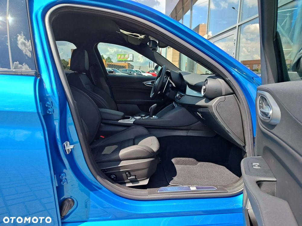 Alfa Romeo Giulia 2.0 Turbo Veloce Q4 - 14