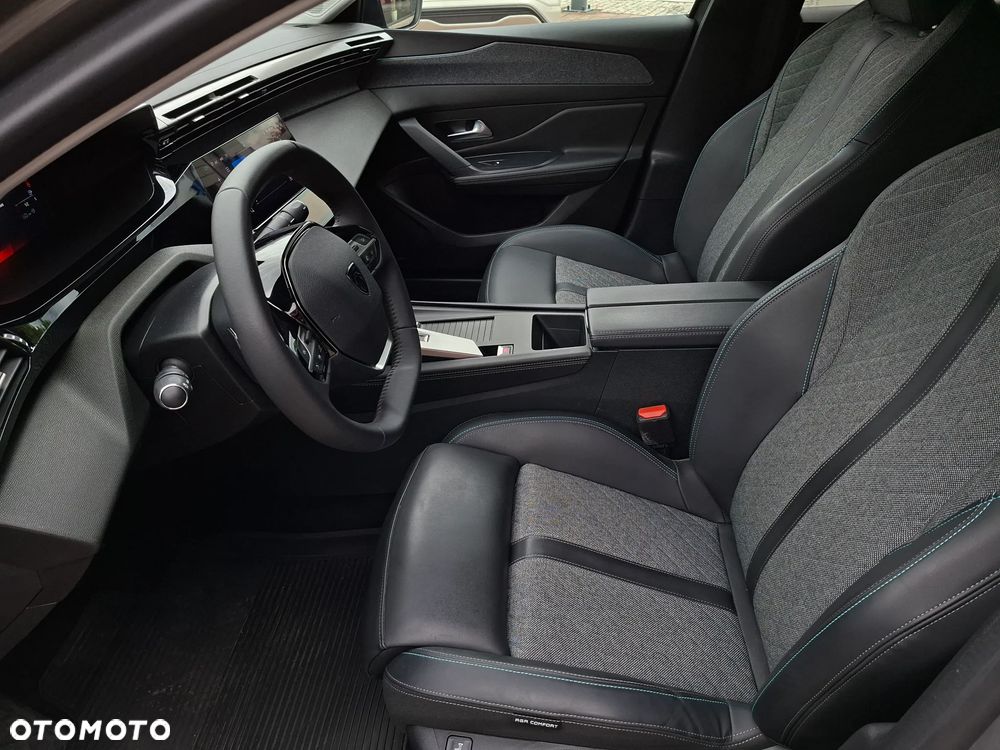 Peugeot 408 1.2 PureTech Allure S&S EAT8 - 17