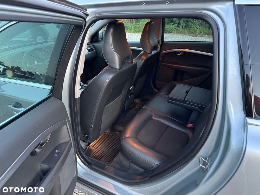 Volvo XC 70 - 7