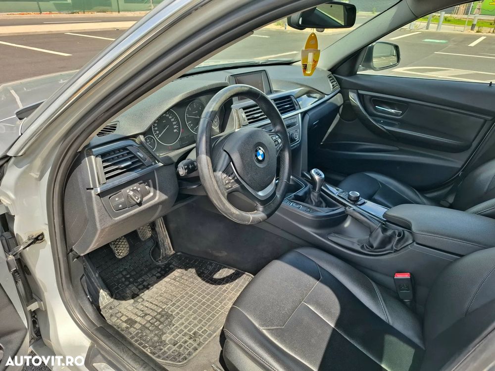 BMW Seria 3 320d xDrive - 6