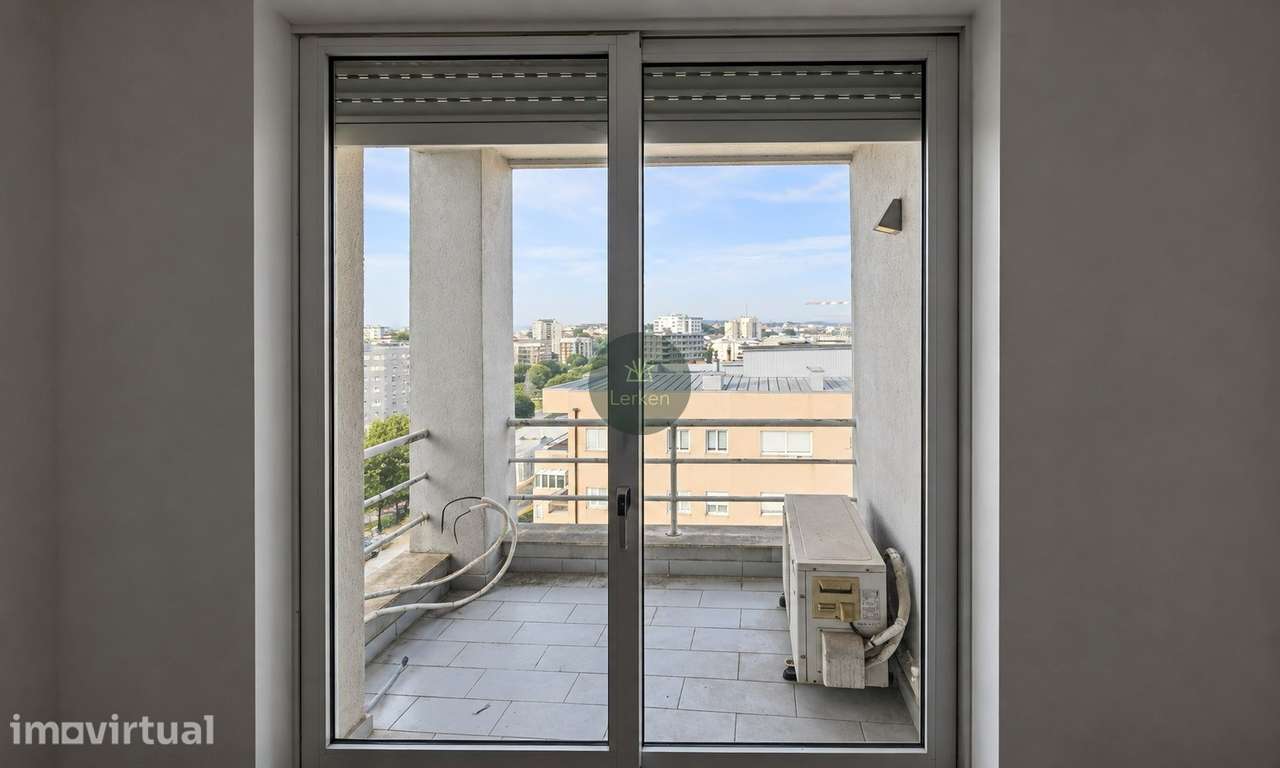 Apartamento T3 Venda em Braga (Maximinos, Sé e Cividade),Braga - Grande imagem: 4/13