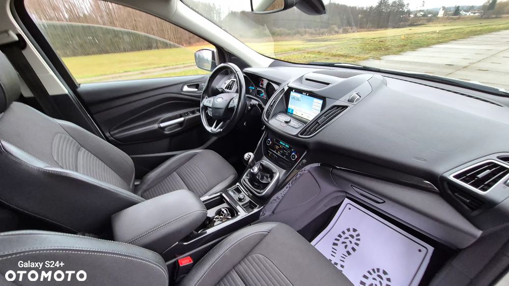 Ford Kuga 2.0 TDCi 2x4 Business Edition - 19