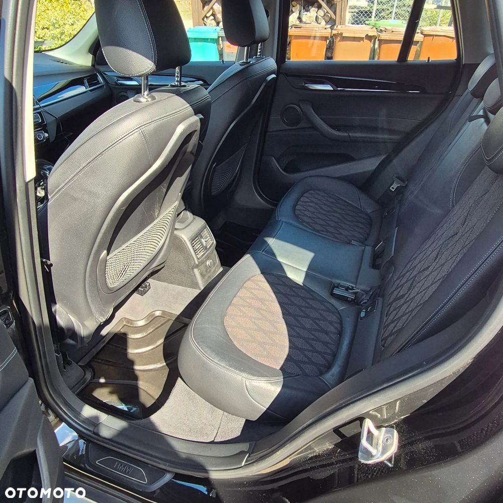 BMW X1 xDrive18d - 6