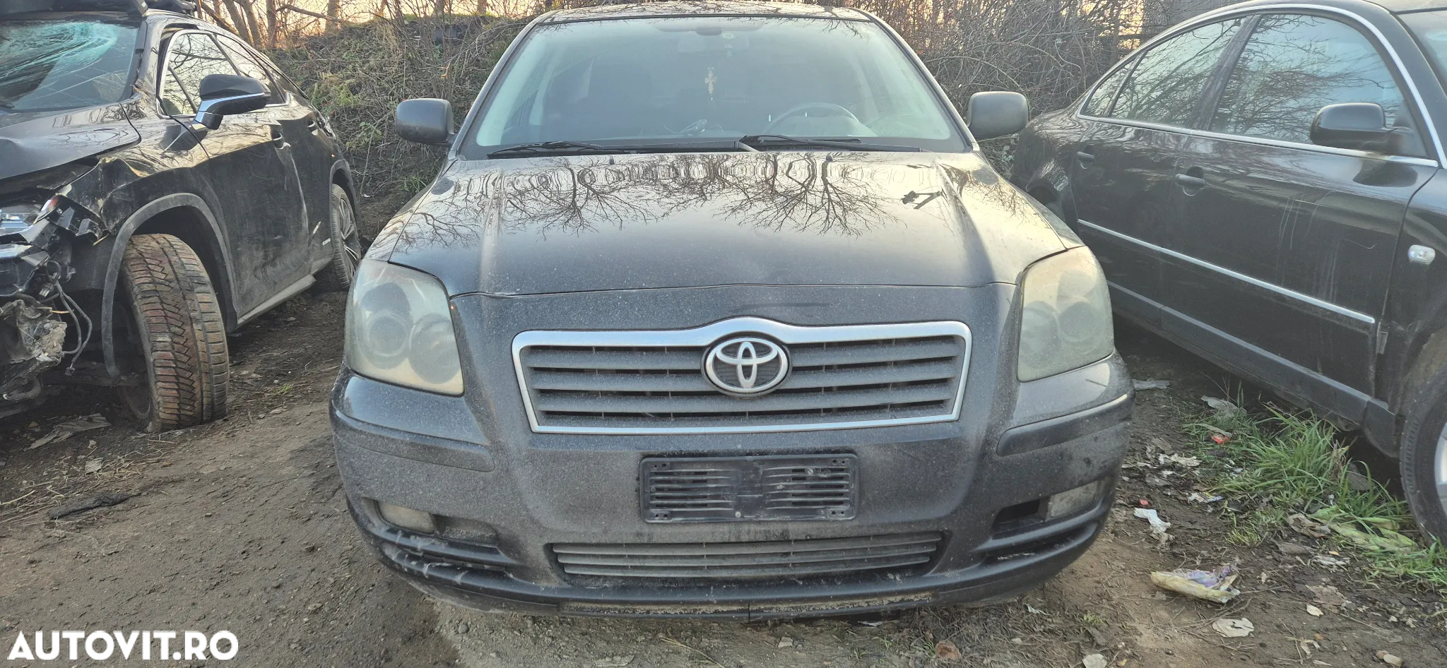 Piese auto Toyota Avensis T25 2.0 diesel 85kw D-4D sedan - 2