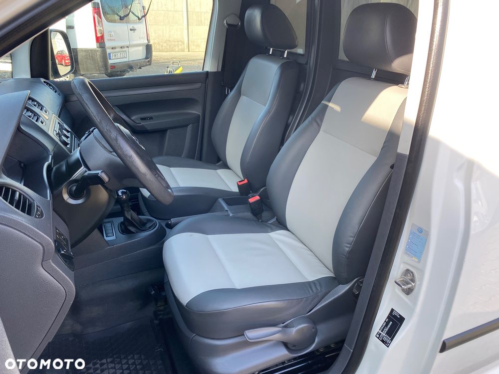 Volkswagen CADDY - 12
