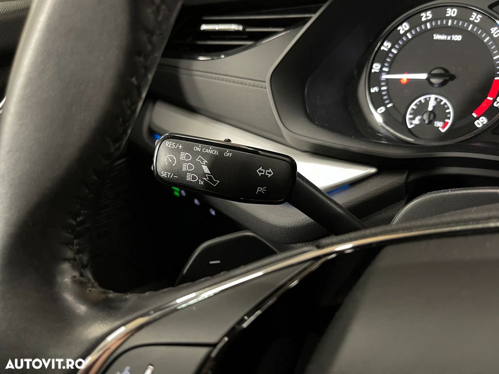 Skoda Octavia 2.0 TDI DSG Ambition - 22
