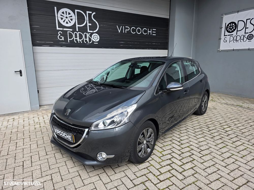 Peugeot 208 1.6 e-HDi Allure - 1