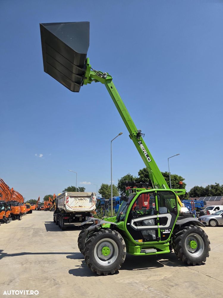 Merlo TF35.7-140, ridica 3,5t la 7m, motor Deutz 140CP, cupa si furci, transmisie 4x4, aer conditionat, Masa operatinala 6800kg, lungime 4,4m, latime 2,3m, produs in ITALIA, garantie 1 an, posibilitate leasing-PROMOTIE 81.900 EUR+Tva - 13