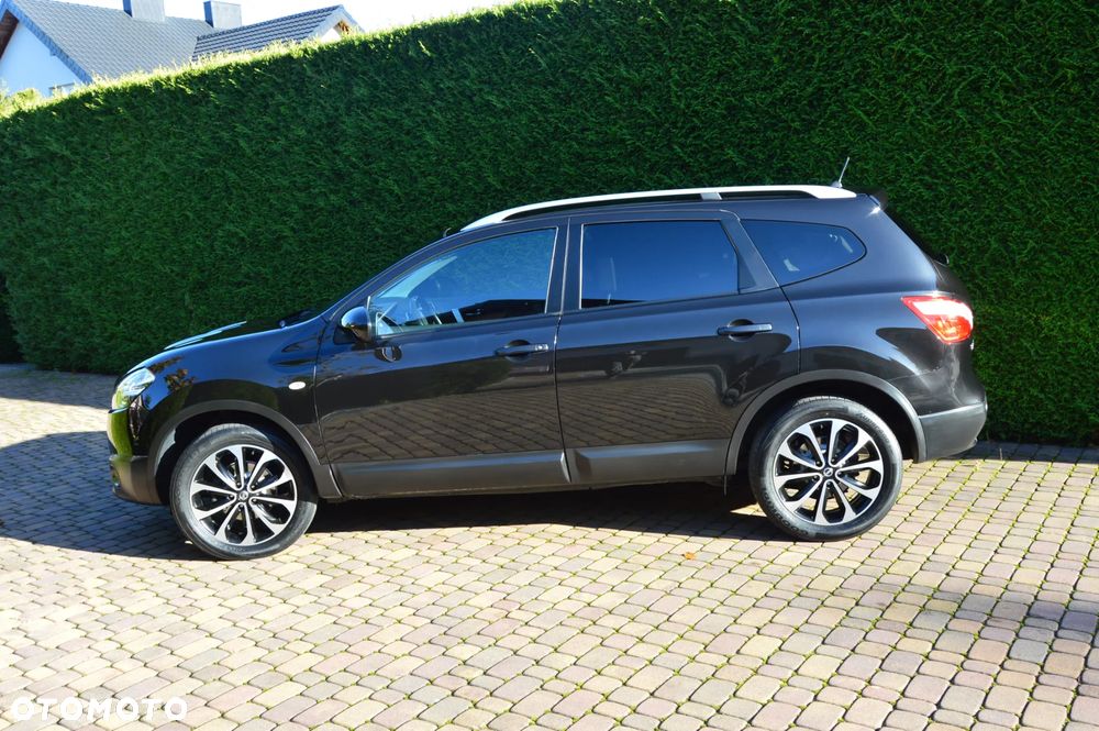 Nissan Qashqai+2 2010 photo 3