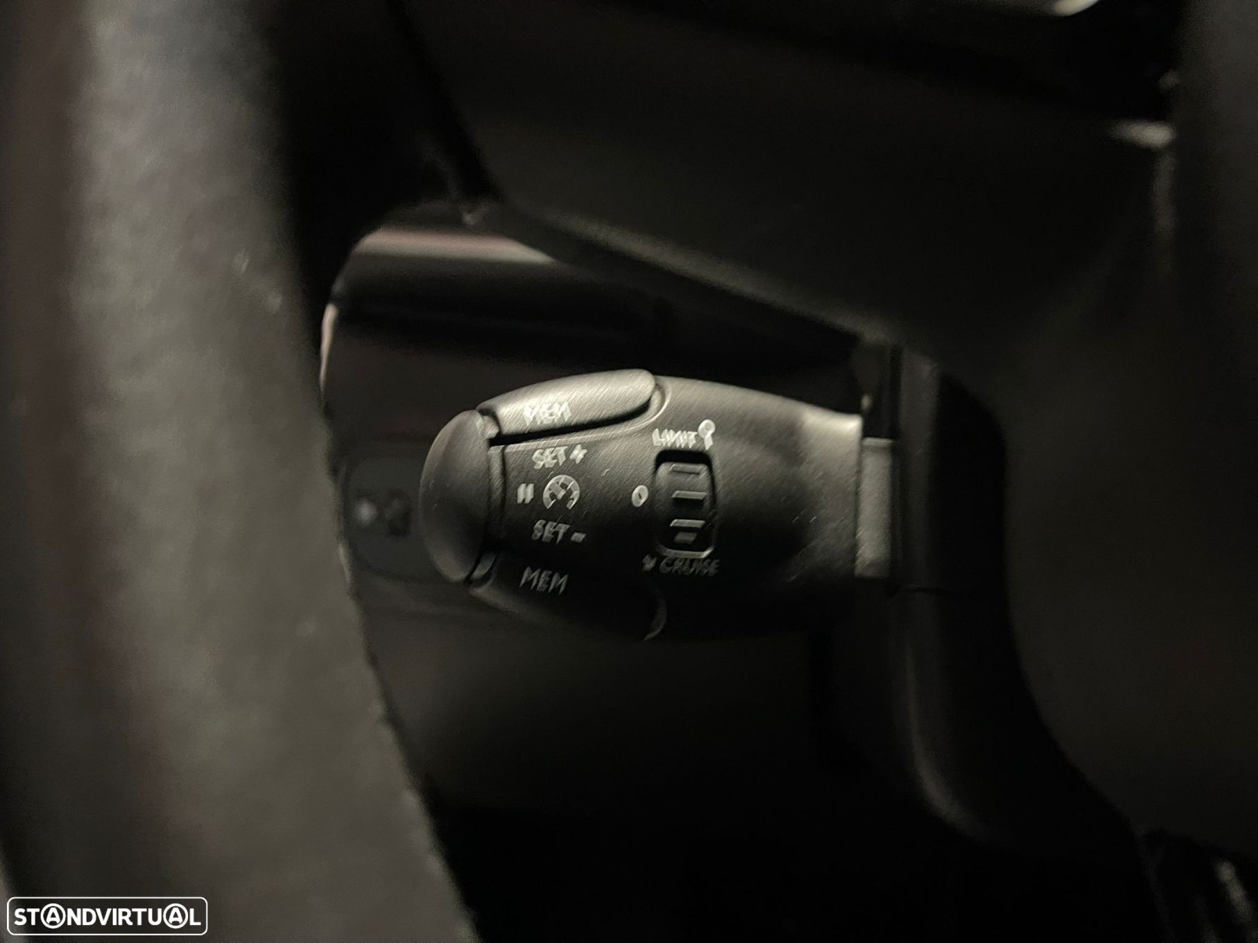 Citroën C3 1.2 PureTech Shine EAT6 - 9