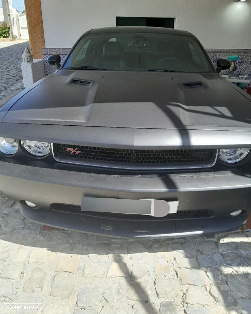Dodge Challenger - 2