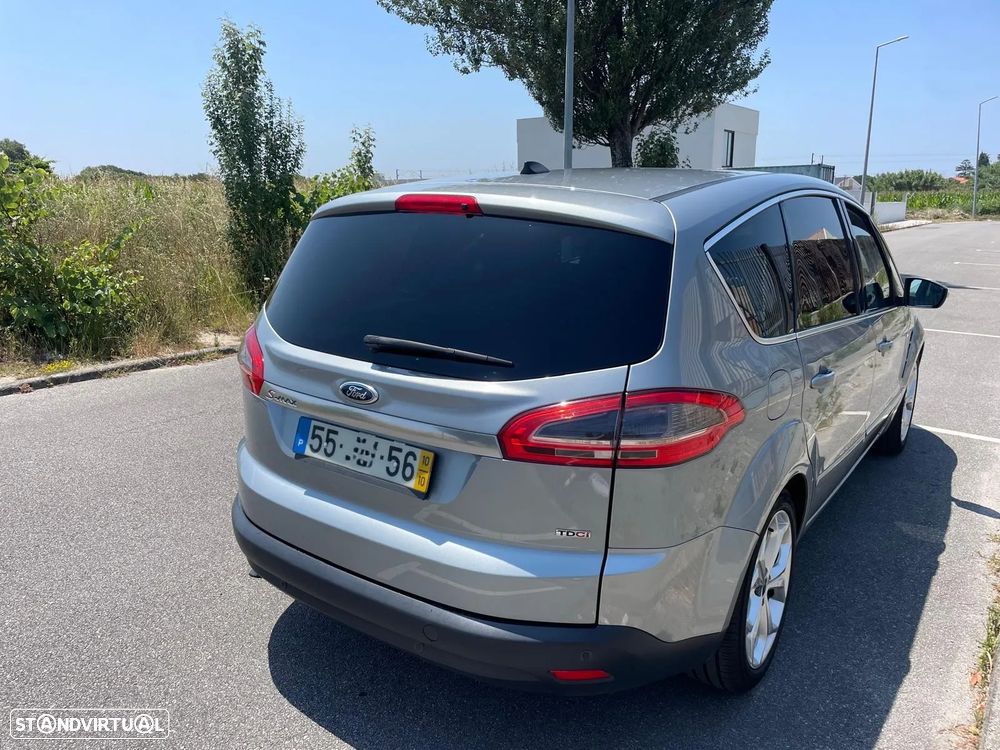 Ford S-Max 2.0 TDCi Titanium 7L - 4